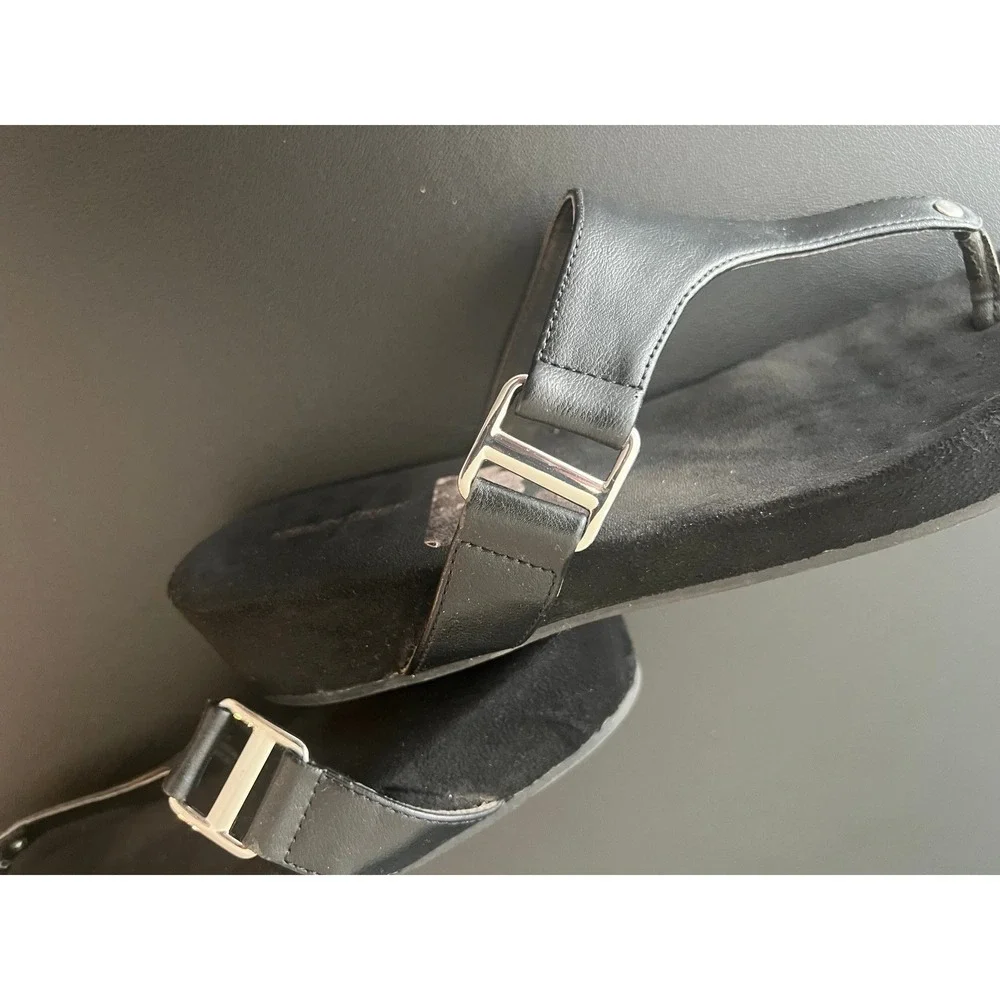 Mountrek Sophie Black Wedge Thong Sandals Womens Size L 9-10 Platform Slides